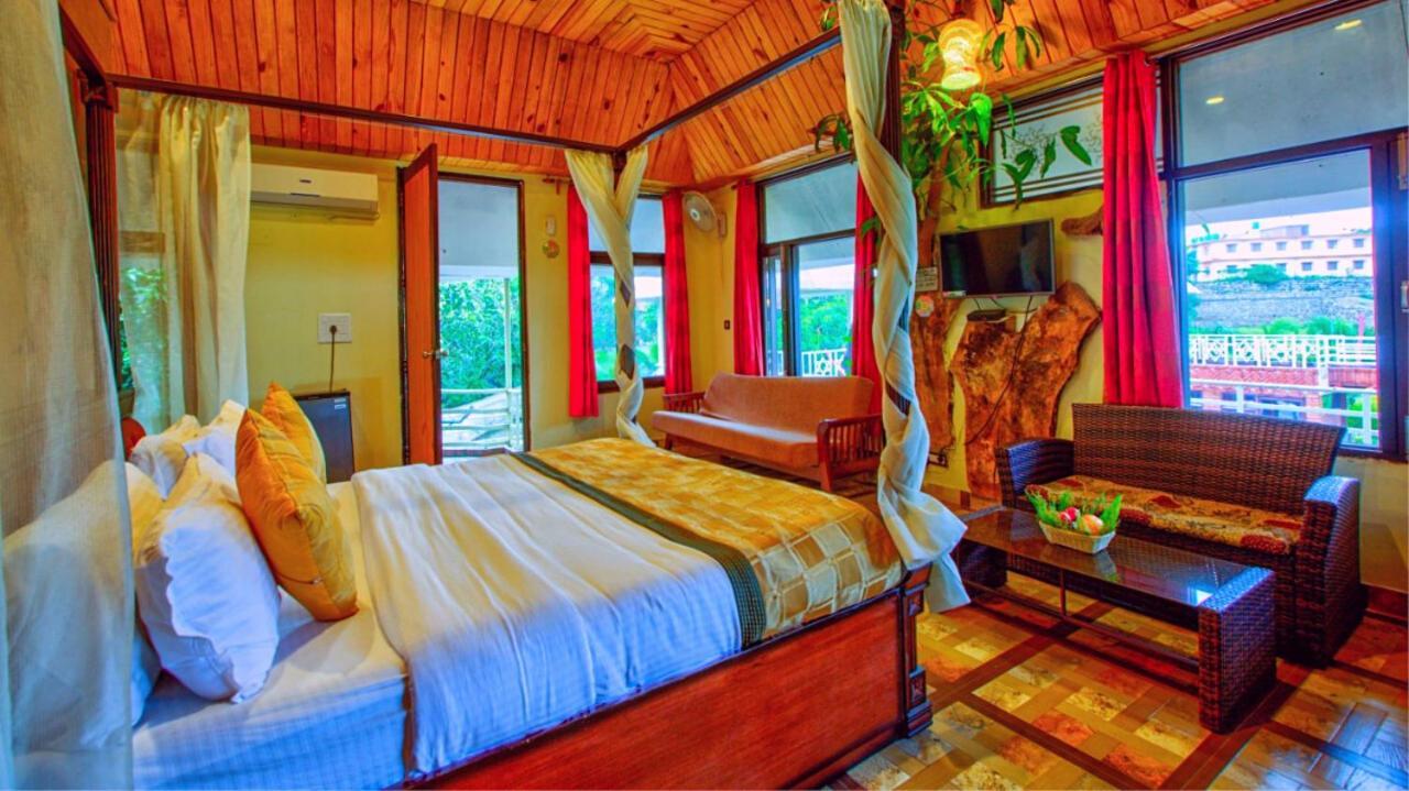Pyramid Home Divine - A Wellness Resort Dehradun Bagian luar foto