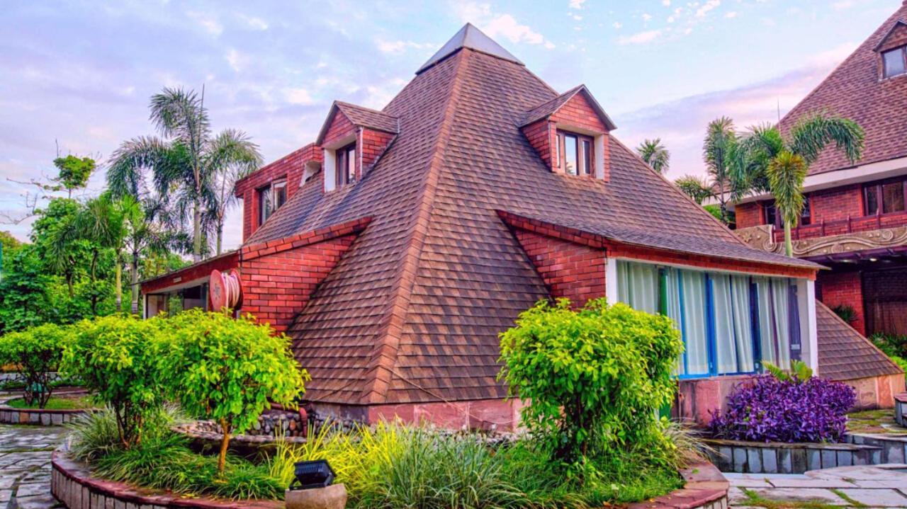 Pyramid Home Divine - A Wellness Resort Dehradun Bagian luar foto